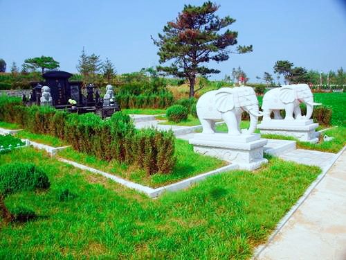 龙生墓园价格