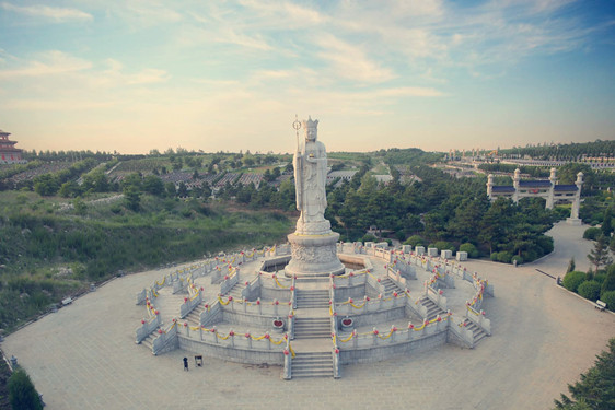骏龙泉墓园