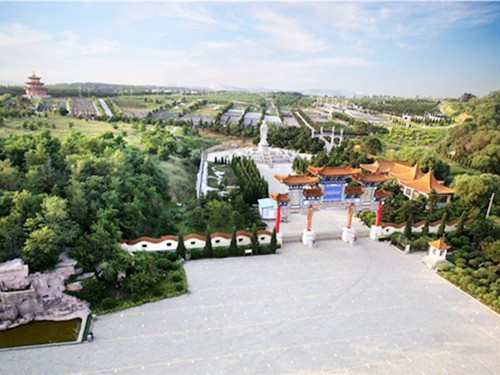 骏龙泉墓园