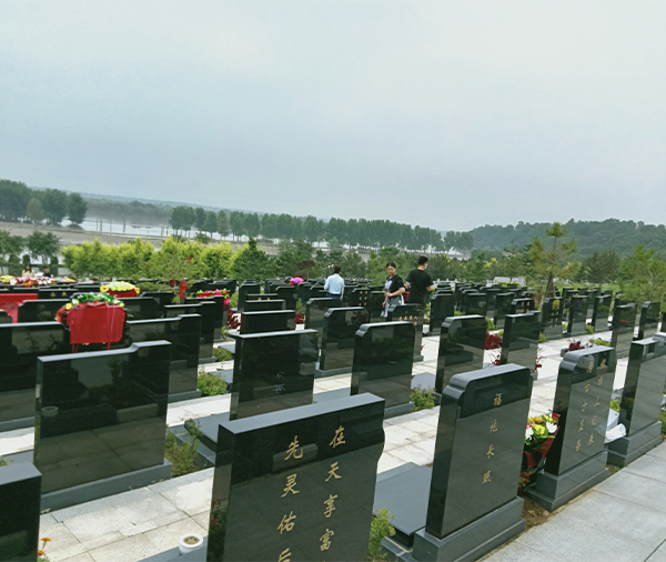 沈阳龙生墓园